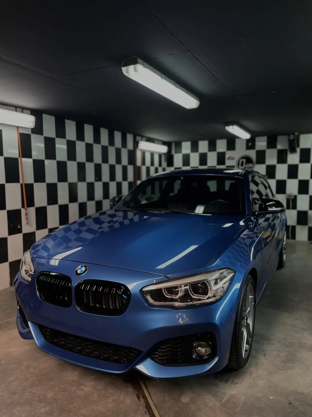 BMW 120i 